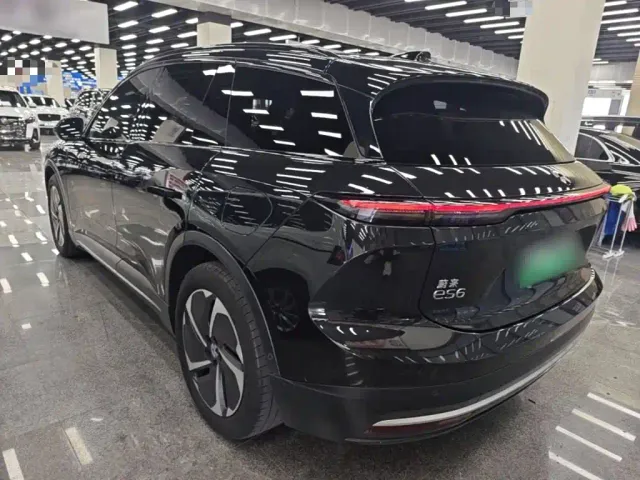 Nio ES6 — Фото автомобиля 4