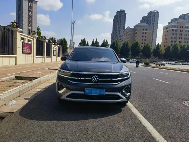 Фотография автомобиля — Volkswagen Talagon