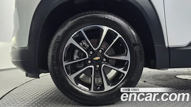 Chevrolet Trailblazer New — Фото автомобиля 5