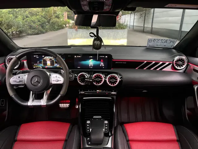 Mercedes-Benz CLA-Class AMG — Фото автомобиля 15