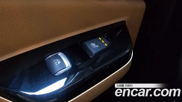 Kia Canival Carnival 4 поколение Бензин 9 мест Noblesse — Фото автомобиля 30