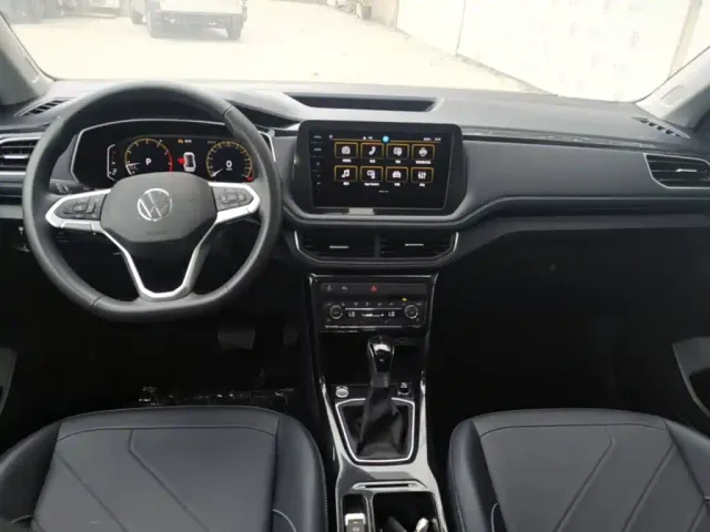 Volkswagen Tharu — Фото автомобиля 9