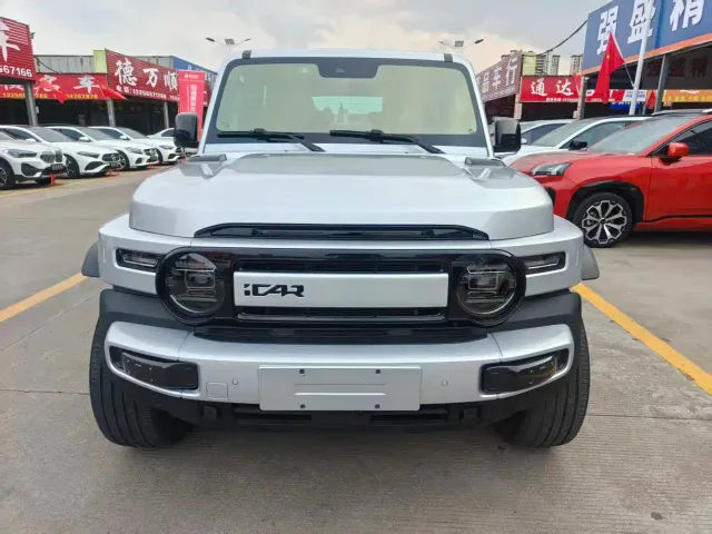 iCAR V23 — Фото автомобиля 2