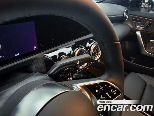 Mercedes-Benz A-Class W177 — Фото автомобиля 9