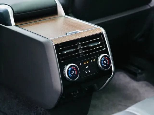 Land Rover Range Rover — Фото автомобиля 2