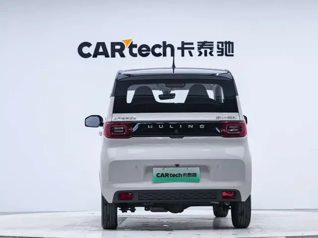 Wuling Hongguang Mini EV — Фото автомобиля 2