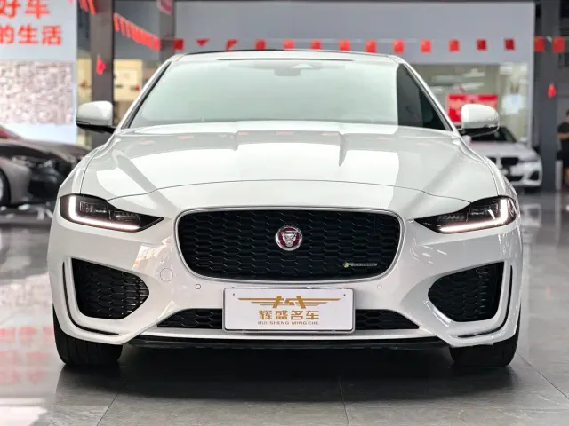 Jaguar XEL — Фото автомобиля 2