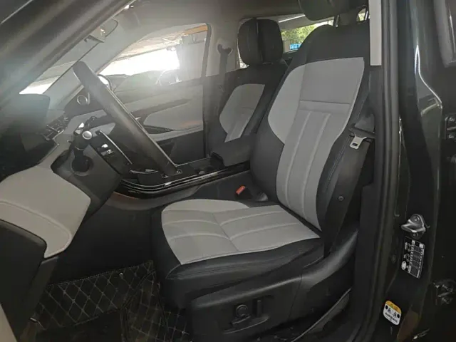 Land Rover Range Rover Evoque — Фото автомобиля 10