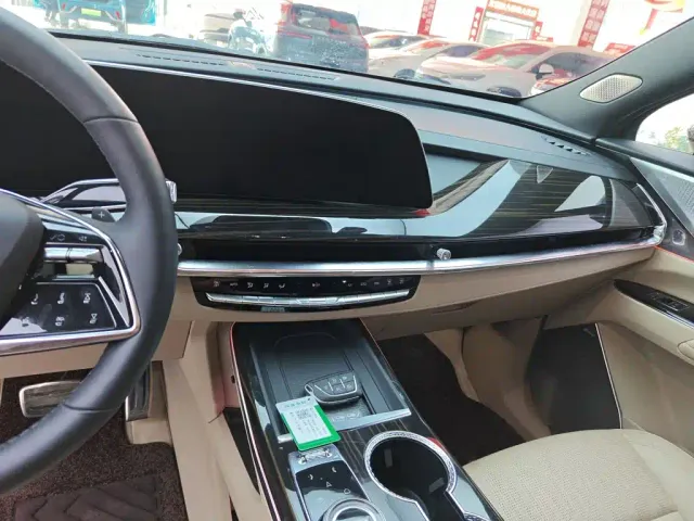 Cadillac XT5 — Фото автомобиля 5
