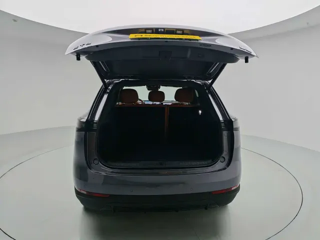 Exeed Starway E05 — Фото автомобиля 9
