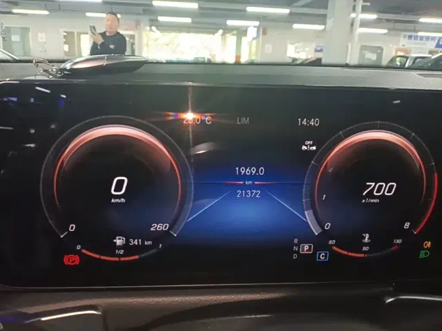 Mercedes-Benz GLB-Class — Фото автомобиля 7