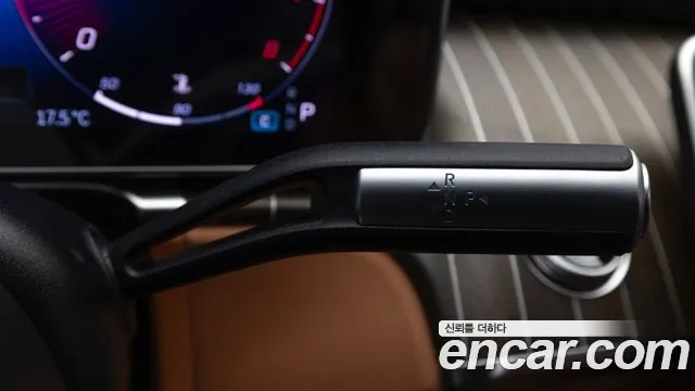 Mercedes-Benz S-Class — Фото автомобиля 9