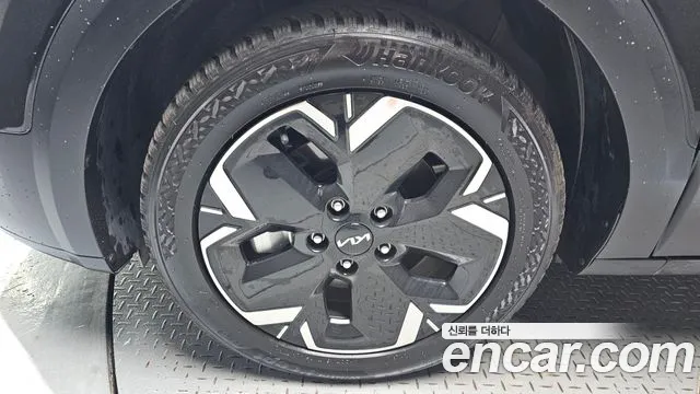 Kia Niro Niro (New) — Фото автомобиля 5