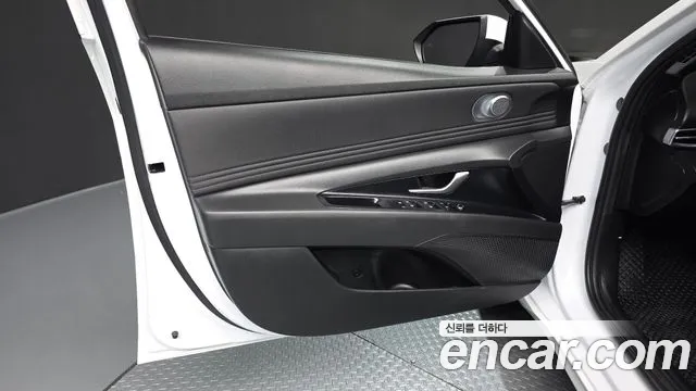 Hyundai Avante CN7 — Фото автомобиля 13