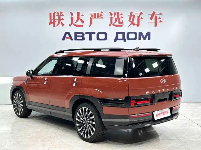 Hyundai Santa Fe — Фото автомобиля 4