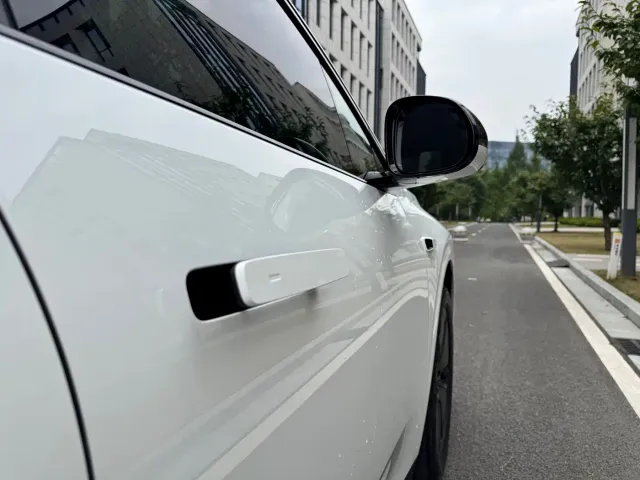 Li Auto i6 — Фото автомобиля 27