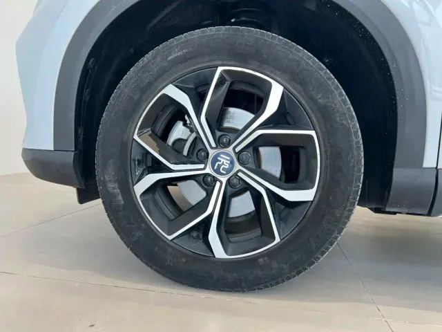 BYD Yuan PLUS — Фото автомобиля 9