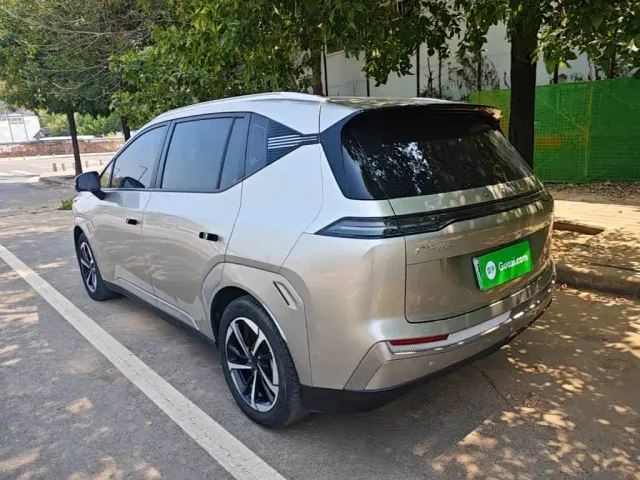 GAC Aion Y — Фото автомобиля 4