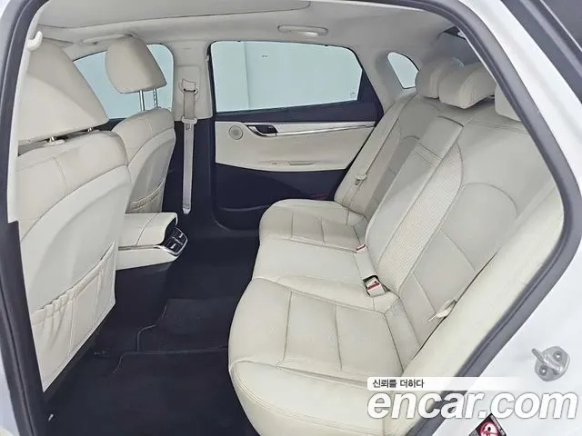 Hyundai Grandeur Новый Grandeur IG — Фото автомобиля 12