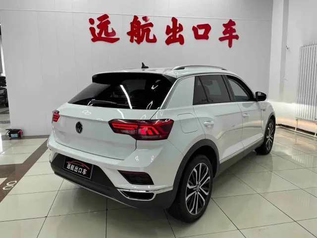 Volkswagen T-Roc — Фото автомобиля 4