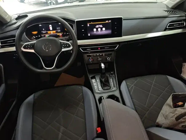 Volkswagen Lavida — Фото автомобиля 9