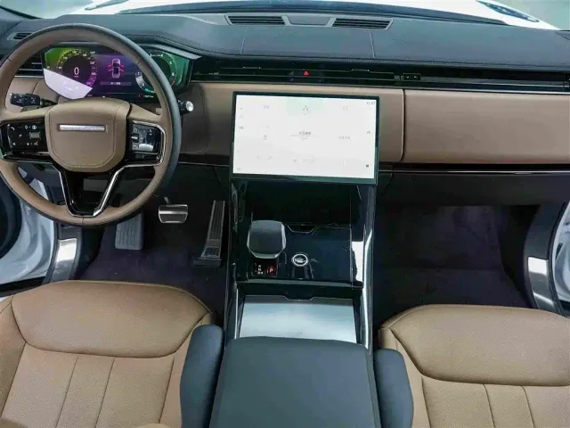 Land Rover Range Rover Sport — Фото автомобиля 11