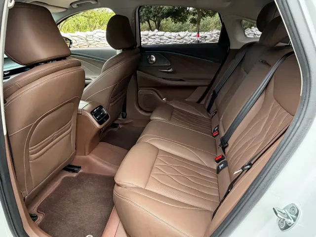 Chery Arrizo 8 — Фото автомобиля 7