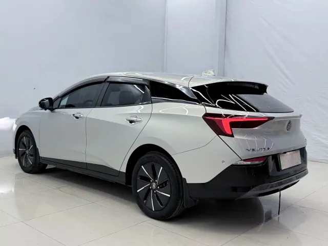 Buick Velite 6 — Фото автомобиля 14