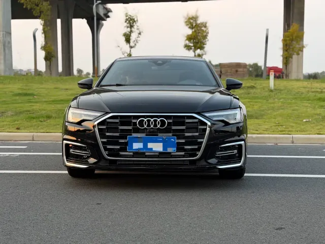 Audi A6L — Фото автомобиля 2
