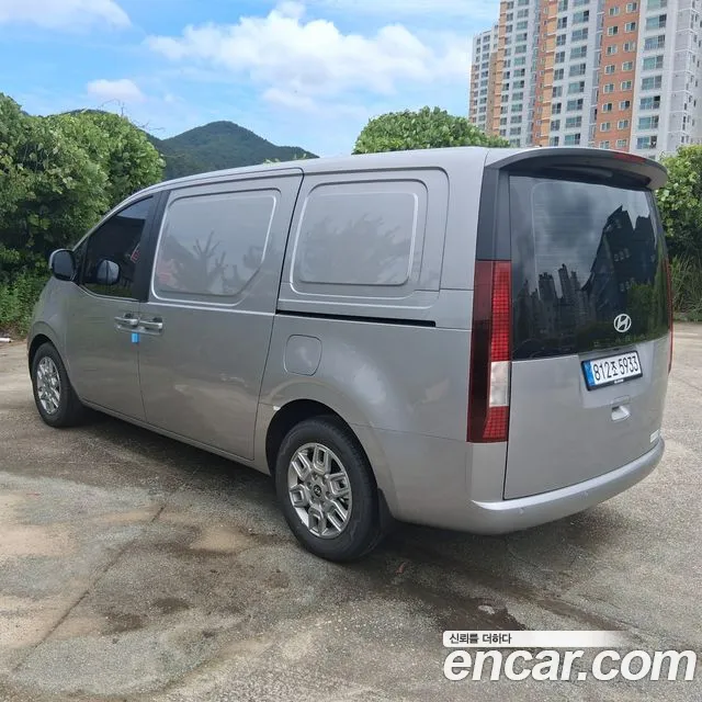 Hyundai Staria Staria (New) — Фото автомобиля 2