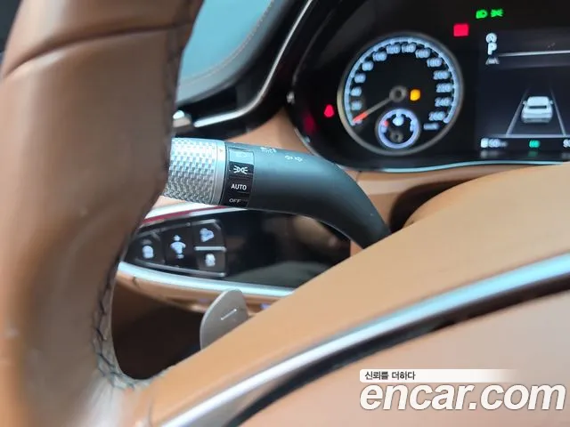 Genesis GV70 — Фото автомобиля 28