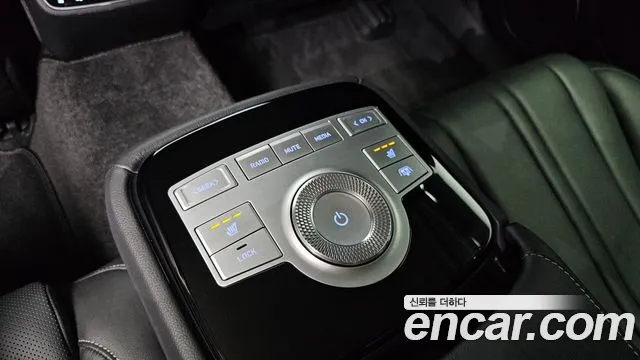 Genesis G80 Бензин 2.5 турбо AWD — Фото автомобиля 19