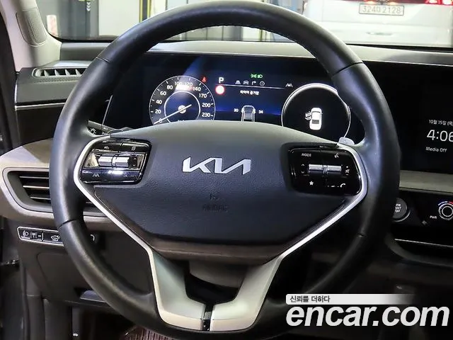 Kia K8 — Фото автомобиля 8