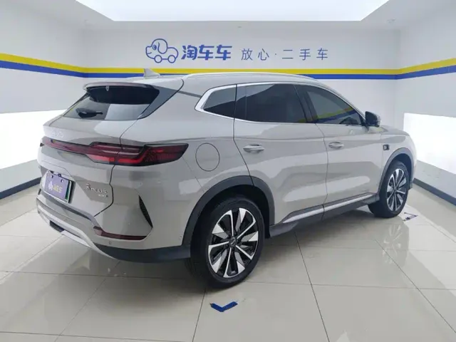 BYD Song PLUS — Фото автомобиля 3
