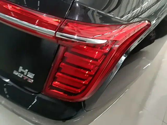 Hongqi H9 — Фото автомобиля 7