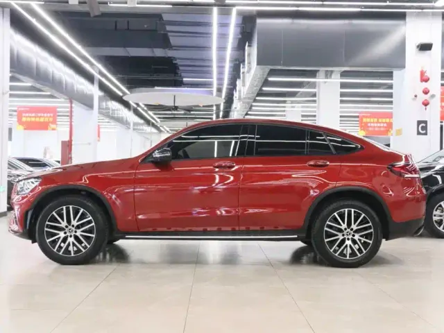 Mercedes-Benz GLC Coupe — Фото автомобиля 3