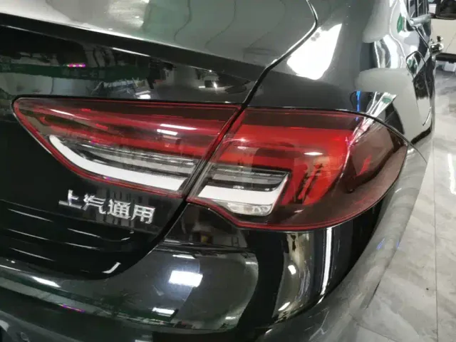 Buick Regal — Фото автомобиля 7