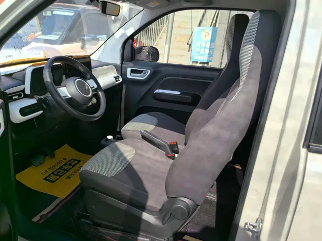 Wuling Hongguang Mini EV — Фото автомобиля 7
