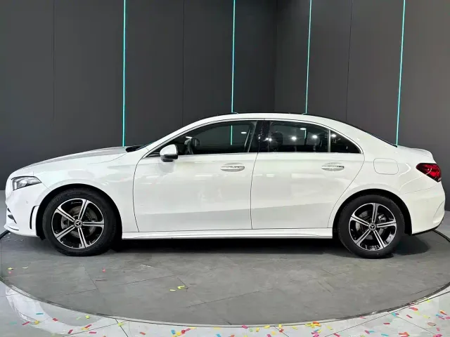 Mercedes-Benz A-Class — Фото автомобиля 5