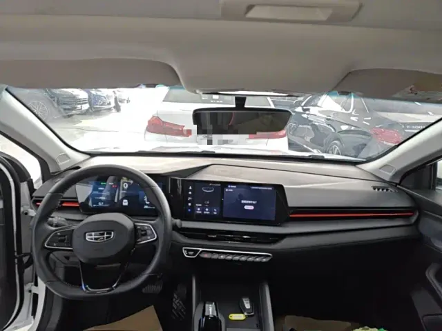 Geely Binrui — Фото автомобиля 9
