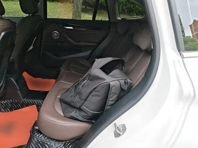BMW X1 — Фото автомобиля 14