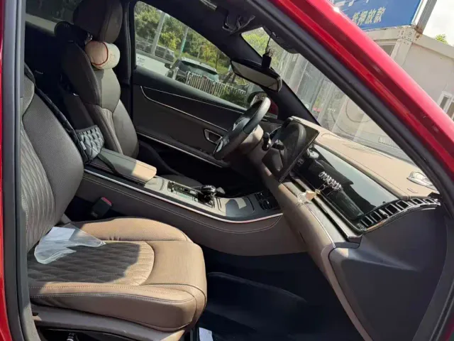 BYD Han — Фото автомобиля 7