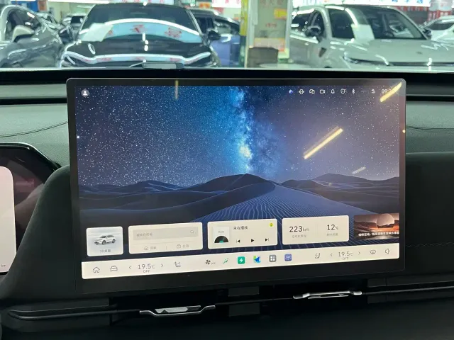 Haval Xiaolong MAX — Фото автомобиля 11