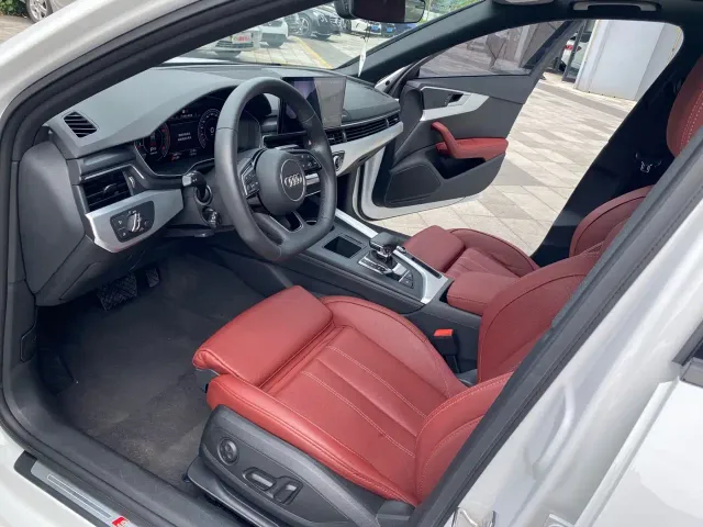 Audi A4L — Фото автомобиля 10