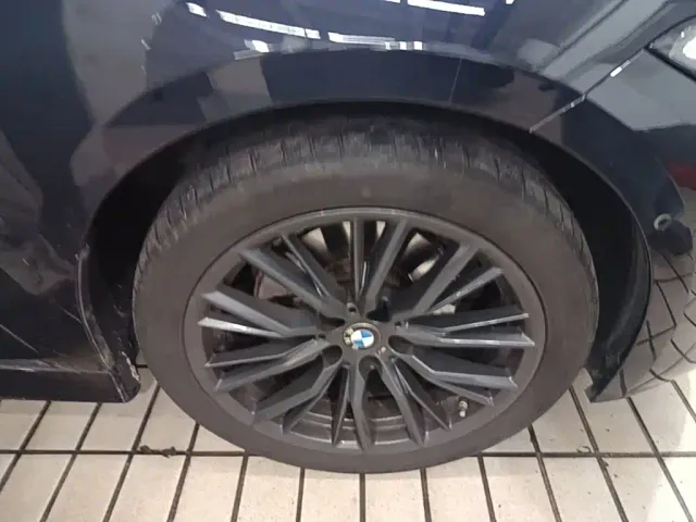 BMW 3 Series — Фото автомобиля 11