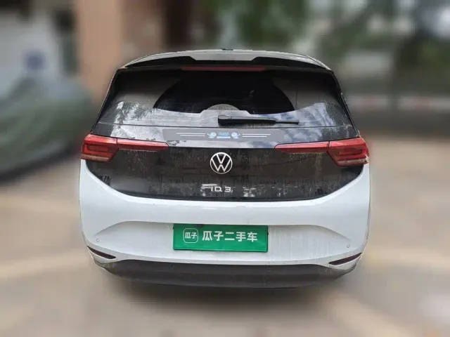 Volkswagen ID.3 — Фото автомобиля 5