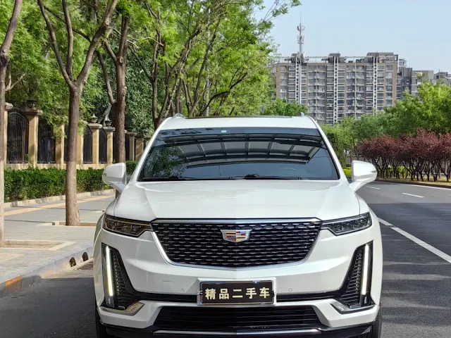 Cadillac XT6 — Фото автомобиля 3