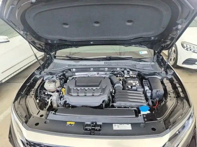 Volkswagen Passat — Фото автомобиля 19