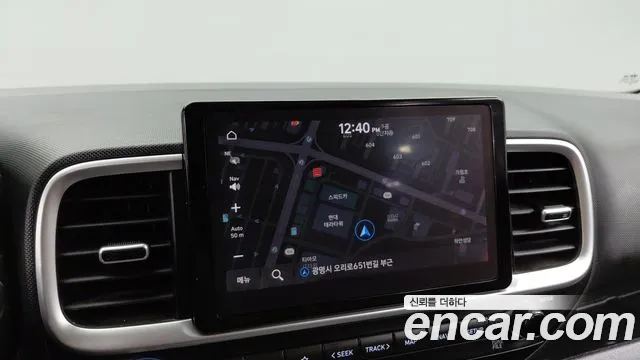 Hyundai Venue — Фото автомобиля 12