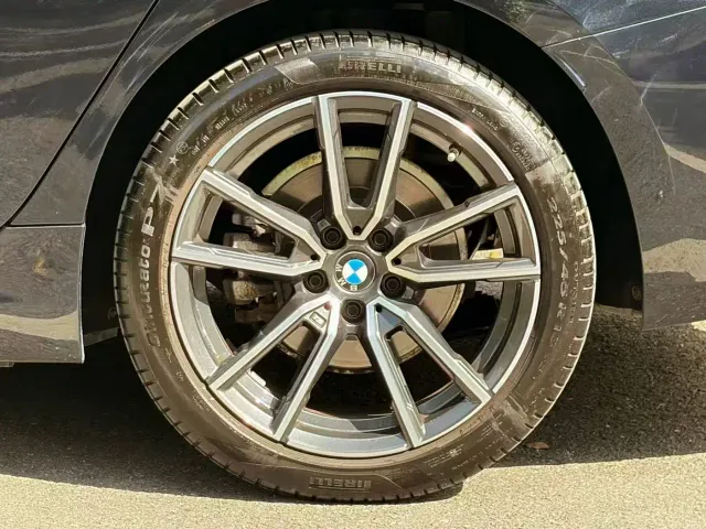 BMW 3 Series — Фото автомобиля 9